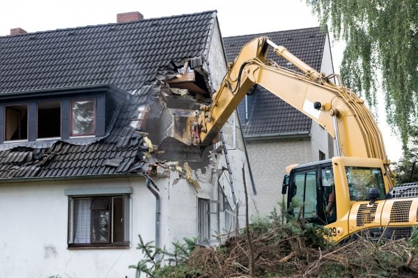 Hausabriss Kosten Diese Ausgaben Kommen Auf Sie Zu Heimhelden